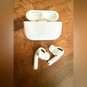 Apple Airpods Pro 2 Wireless Earbuds with Charging Case